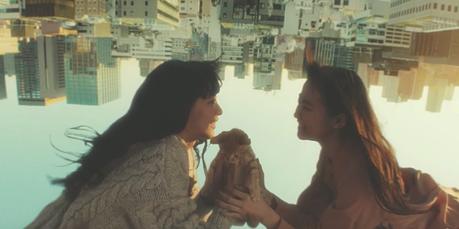 Un gato desafía la gravedad en este anuncio de Play Station, ¿uno de los mejores spots del año?