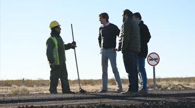 Avanza la obra de elevación de la ruta 22 en Challacó
