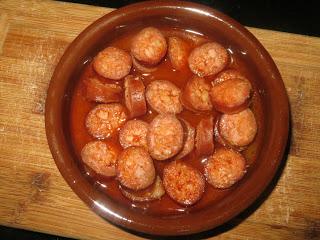 CHORIZOS AL VINO EN MICROONDAS