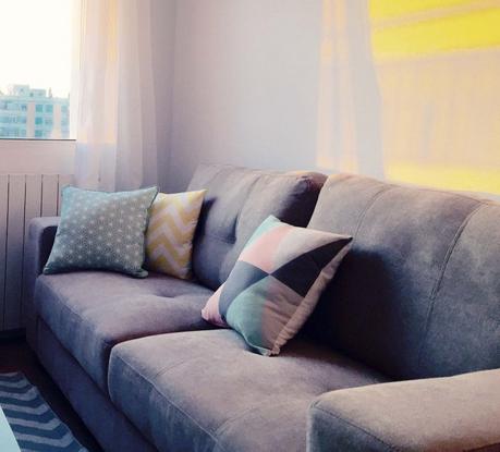 sillas eames reformas zaragoza planta abierta piso alquiler en zaragoza estilo nórdico distribución diáfana blog decoracion interiores 