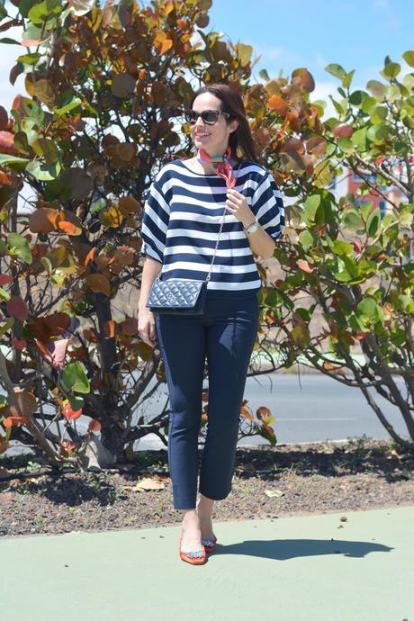 navy-orange-look-zara-streetstyle