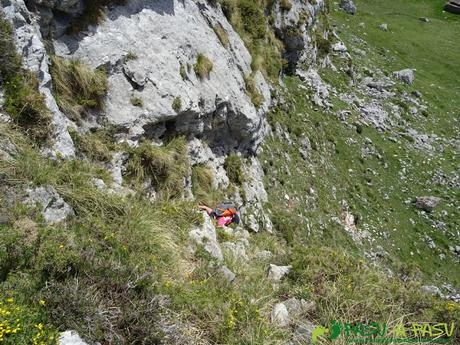 Ruta al Cantu Ceñal: Opción de subida con trepada