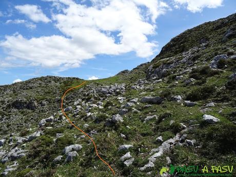 Ruta al Cantu Ceñal: Camino a la Majada Tolleyu