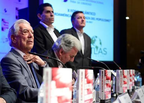 Vargas Llosa presenta en Madrid la compilación “El estallido del populismo”