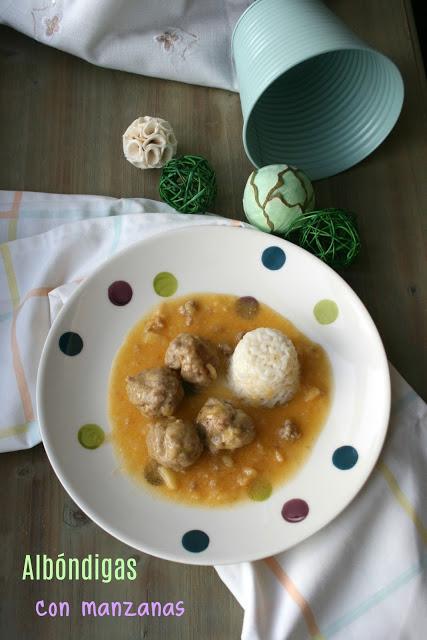 Albóndigas con manzanas