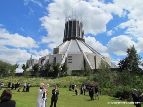 Liverpool;    la ciudad de los Beatles...y también de los Frankie Goes To Hollywood.