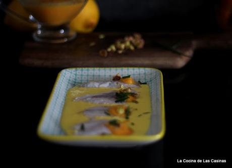 Tiradito de Lubina sobre Crema de Ají Amarillo