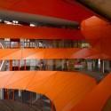 El cubo naranjo / Jakob +Macfarlane Architects © Ronald Halbe