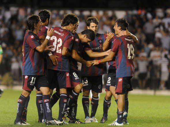 Menseguez y Carmona, los héroes menos pensados para San Lorenzo