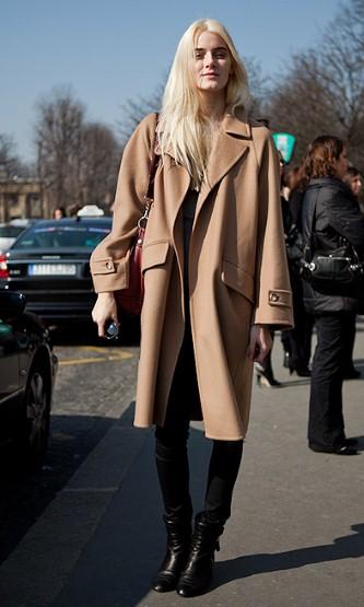 Street style at Paris Fashion Week.