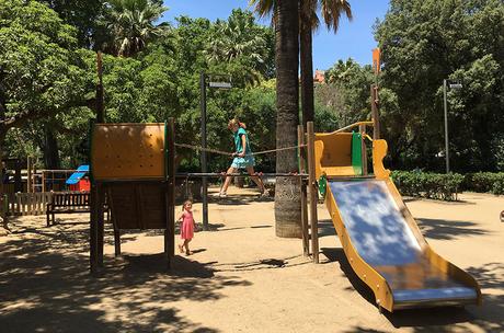 Pinhan Café y los jardines del Turó Park