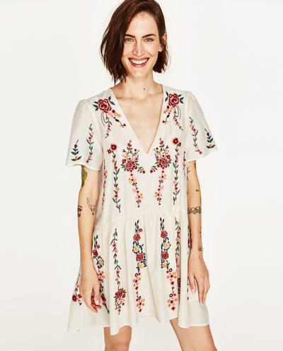 https://www.zara.com/es/es/mujer/vestidos/ver-todo/vestido-bordado-flores-c719020p4552525.html