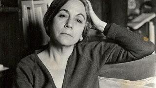 Carmen Martín Gaite en Todos somos sospechosos