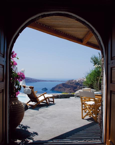 Decoración de estilo mediterráneo: Perivolas, un refugio idílico en Santorini