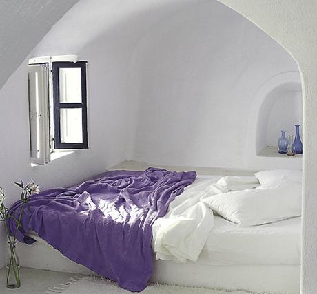 Decoración de estilo mediterráneo: Perivolas, un refugio idílico en Santorini