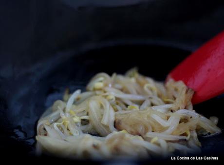 Pad Thai de Langostinos: Las Chikas de viaje en Bangkok
