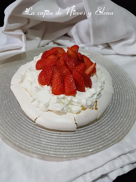 Pavlova con fresas