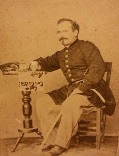 FINAL DE LA GUERRA CONTRA LOS INFIELES SINCOMPÁS - Mini efemerides irreales