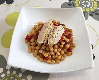 Ensalada de garbanzos con ventresca de bonito