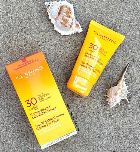 Este Verano la Protección de mi Piel se la Confío a Clarins