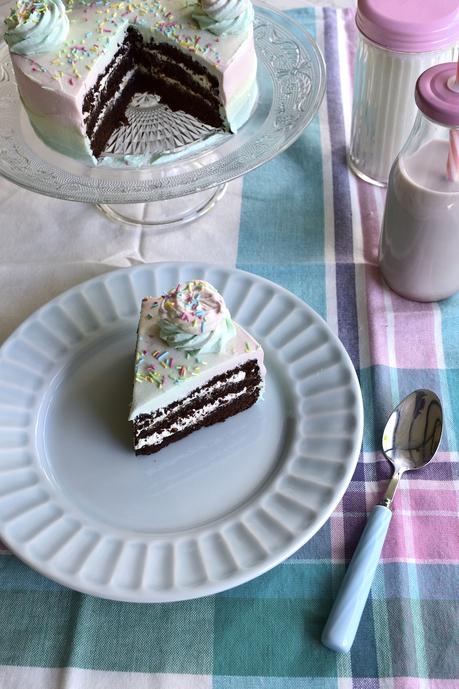Tarta de chocolate y dulce de leche.