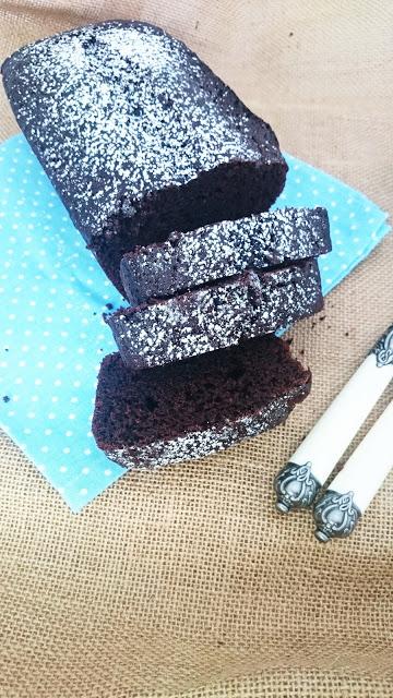 Bizcocho de yogur y chocolate.