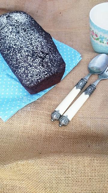 Bizcocho de yogur y chocolate.