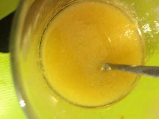 ENSALADA DE MELOCOTÓN , POLLO Y ANACARDOS