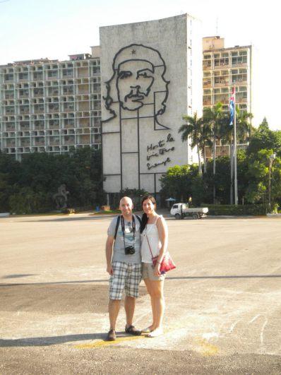 Una mañana recorriendo el Vedado, el centro de la Habana y el Malecón en Coco Taxi
