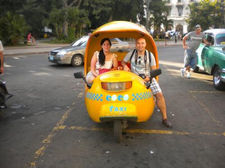 Una mañana recorriendo el Vedado, el centro de la Habana y el Malecón en Coco Taxi