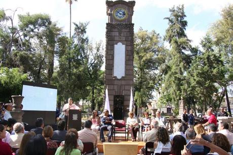 Con el programa “adopta  un jardín” inicia rehabilitación del Jardín Colón