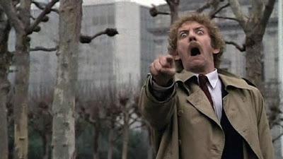 donald sutherland the invasion of the body snatchers ultracuerpos ladrones de cuerpos señalando pointing