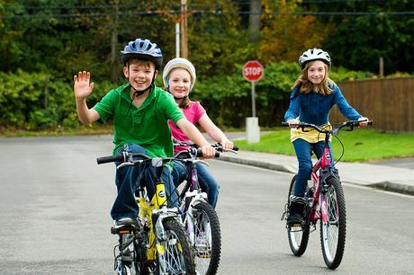4 consejos para enseñar a los niños a montar en bicicleta