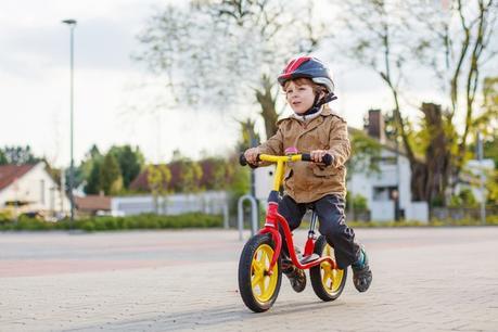 4 consejos para enseñar a los niños a montar en bicicleta