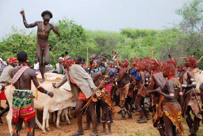 La tribu etíope Banna