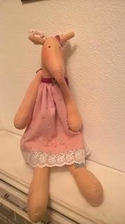 Taller de aguja y dedal