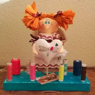 Taller de aguja y dedal