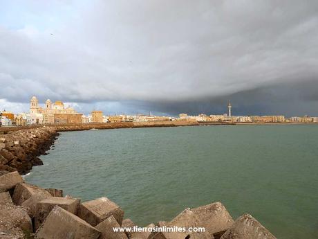 Cádiz. Paseo marítimo.