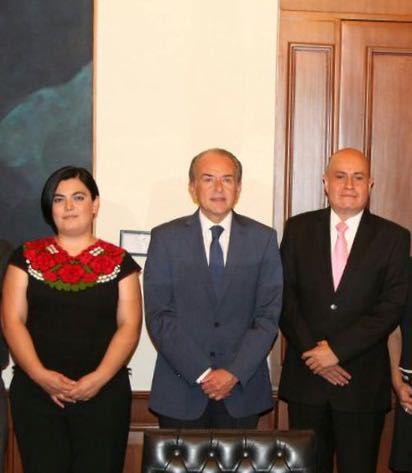 Consejera de CEDH es aviadora en diferentes nominas legislativas