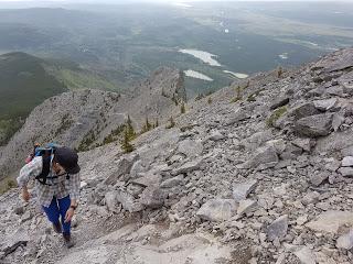 SENDERISMO EN KANANASKIS: MOUNT YAMNUSKA (2240 m)