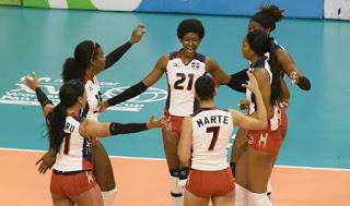 Las muchachas del voleibol dominicano derrotan a Puerto Rico y avanzan a gran final.