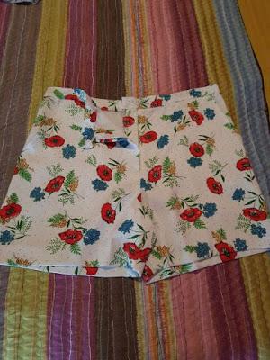 SHORTS FLOREADOS