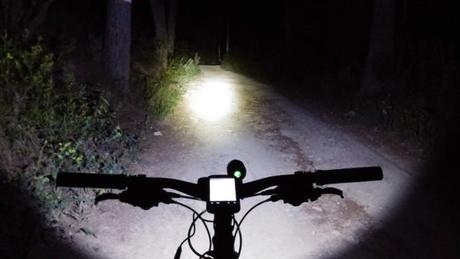 Consejos para realizar rutas nocturnas con la bicicleta de montaña