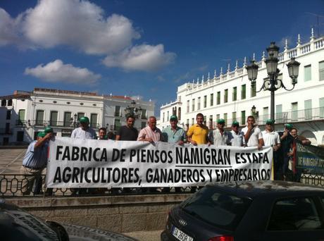 Namigran, agricultores de Llerena protestan por los impagos