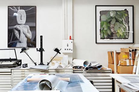 Home Tour: el estudio de la fotógrafa Isabel Muñoz