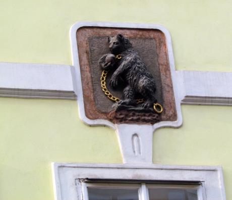 Adornos en las fachadas de Praga