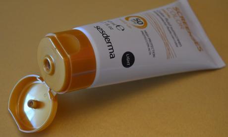 “Screenses Color” - los protectores solares con color de SESDERMA