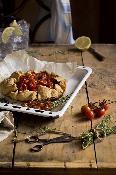 GALETTE DE TOMATES CHERRY, PARMESANO Y TOMILLO