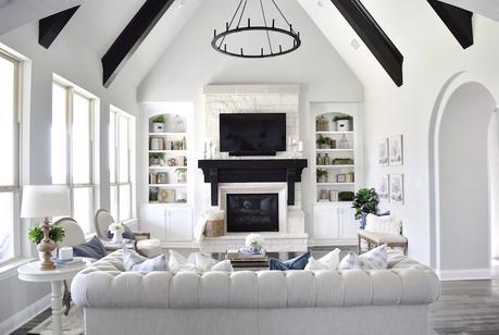 Salón clásico con vigas 