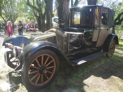 Un viejo Renault del año 1910